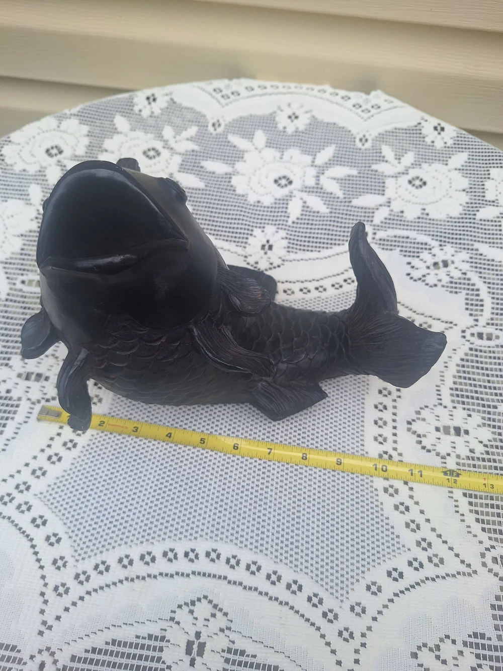Dark Brown Resin Fish Statue for Aquarium & Home Decor
